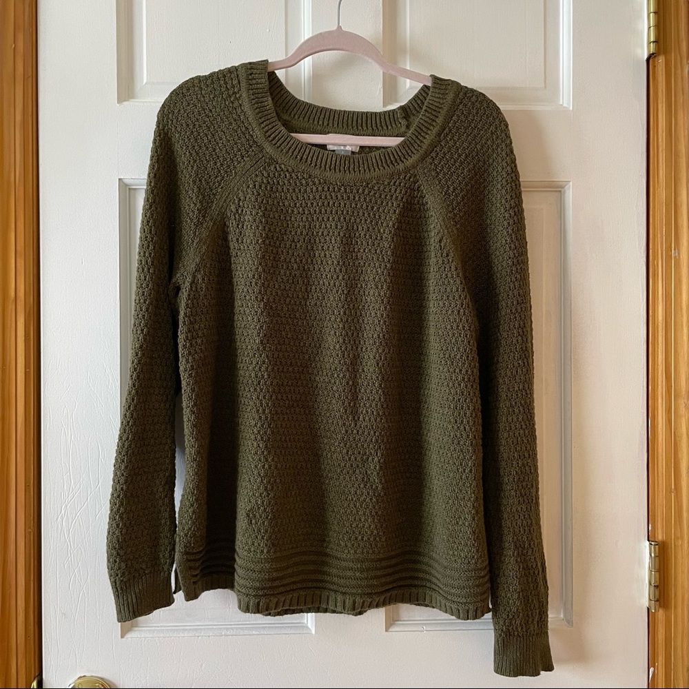 Old Navy Sweater